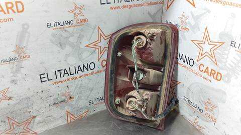 Foto 3ª: Piloto Trasero Derecho Toyota Rav4 2.0 D-4D EXECUTIVE 4X4 2003 ) 116CV 85KW [1CDFTV] (2005)