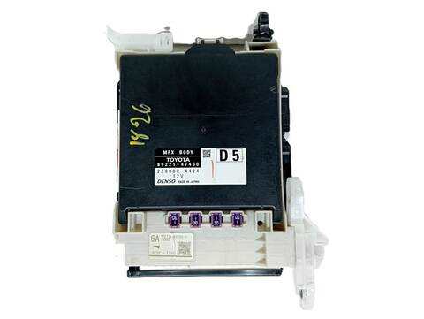 Foto 1ª: Centralita Motor ECU Toyota Prius BASIS [2ZRFXE] (2016)