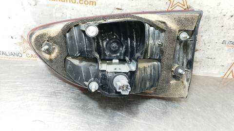 Foto 3ª: Piloto Portón Izquierdo Subaru Tribeca LIMITED PLUS 245CV 180KW [EZ30] (2008)