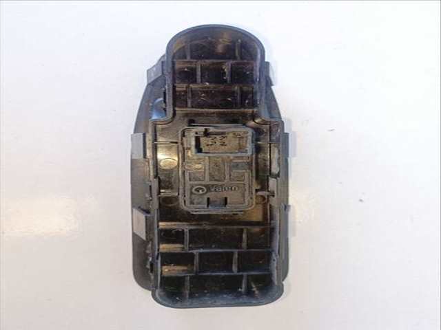 Foto 3ª: Botonera Elevalunas Citroen Jumpy HDI 120 27 L1H1 FURGON 120CV (2000)