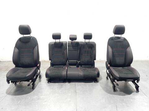 Foto 1ª: Asientos Traseros Mercedes Clase GLB 200 2.0 D 150CV 110KW AUT. 4MATIC 247.613 [654920] (2023)
