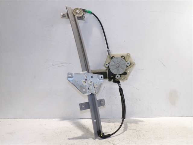 Foto 2ª: Elevalunas Eléctrico Delantero Derecho Volvo S40 1.6 G 5P 77KW [B4164S] (1998)