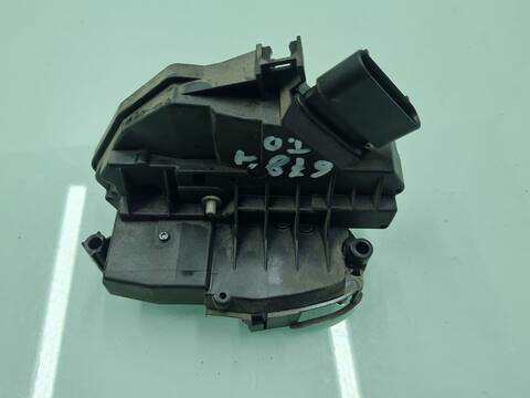 Cerradura Puerta Trasera Derecha Ford Focus EDITION 116CV 85KW