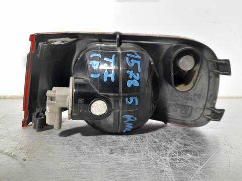 Foto 2ª: Faro Antiniebla Trasero Izquierdo Citroen C3 1.6 HDI FAP PICASSO 92CV 68KW [9HP] (2012)