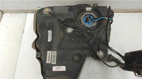 Foto 4ª: Deposito de Combustible Volkswagen Scirocco R 280CV 206KW [CDL]