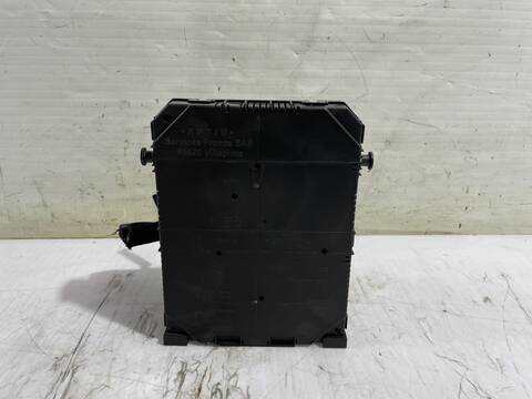 Caja Reles Fusibles Opel Corsa EDITION 101CV 74KW