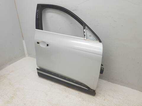 Foto 3ª: Puerta Delantera Derecha Renault Arkana TECHNO 113CV 83KW