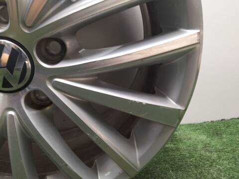Foto 3ª: LLanta Chapa Volkswagen Jetta 2.0 TDI 110CV 81KW [CUUA] (2014)