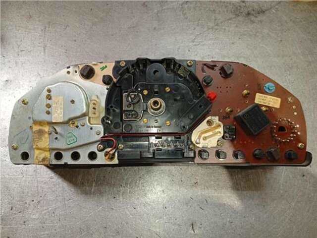Foto 3ª: Cuadro de Instrumentos Mercedes Clase E 180 E 250 D (124.126. 124.129) [OM 605.911]