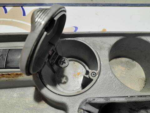 Foto 3ª: Consola Central Kia Carens 2.0 TD CAT 113CV [D4EA] (2002)