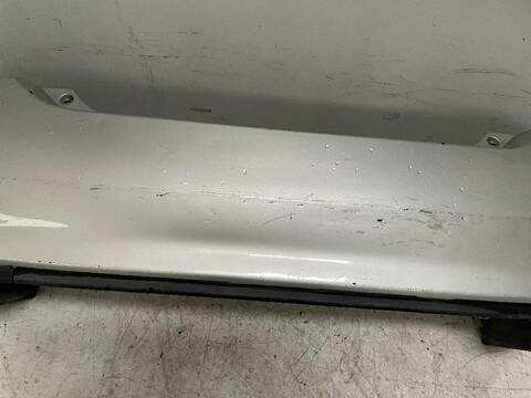 Foto 3ª: Paragolpes Trasero Toyota Prius BASIS AUT. 78CV [1NZFXE] (2003)