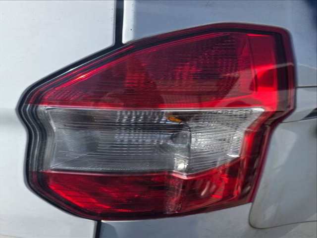 Piloto Trasero Derecho Ford Tourneo TREND 101CV 74KW