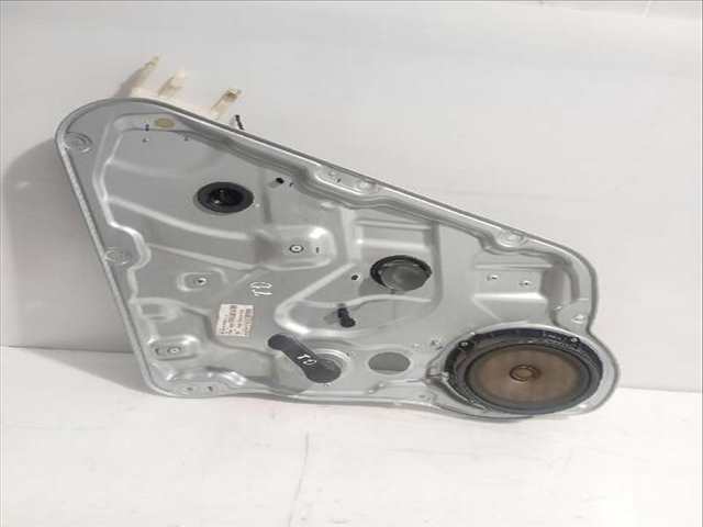 Foto 2ª: Elevalunas Manual Trasero Derecho Kia Ceed 1.6 CRDI 90 90CV [D4FB] (2006)