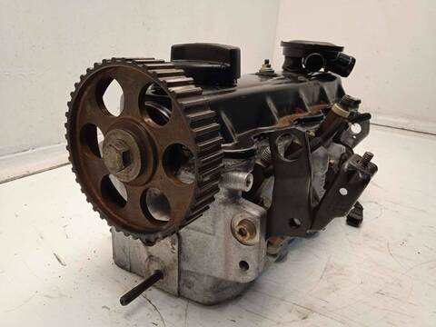 Foto 2ª: Culata Volkswagen Passat 1.9 TDI BERLINA 110CV 81KW (2005)