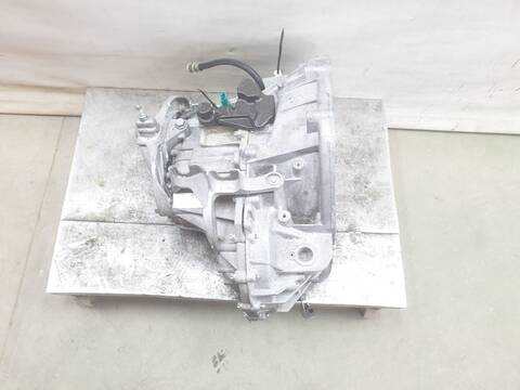 Caja Cambios Renault Trafic L1H1 30T 8-9 ASIENTOS) EQUILIBRE