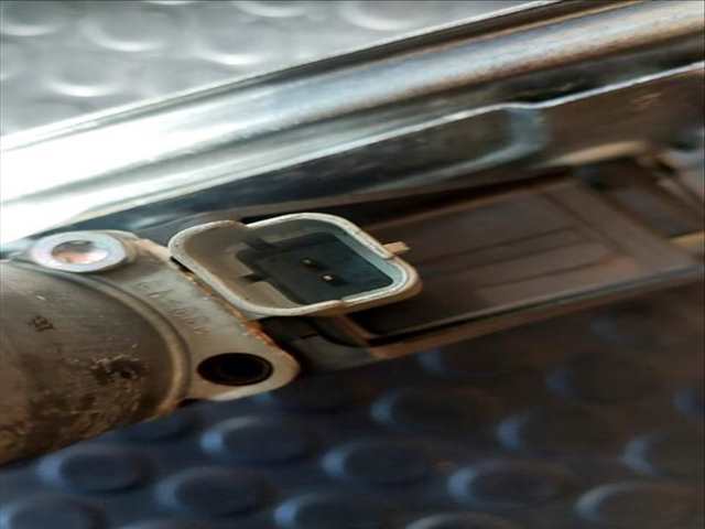 Foto 3ª: Elevalunas Eléctrico Delantero Derecho Peugeot 208 ACCESS 1 VTI 68CV (2012)