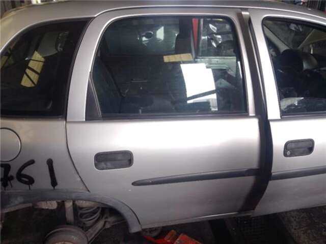 Foto 1ª: Puerta Trasera Derecha Opel Corsa 1.7 D [X 17 D (4EE1)]