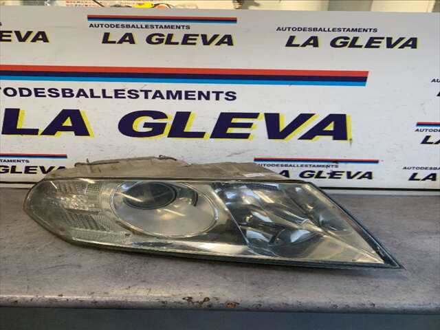 Faro Derecho Skoda Octavia 1.9 TDI