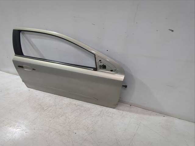 Foto 3ª: Puerta Delantera Derecha Opel Astra 1.7 CDTI L69) 101CV 74KW [Z 17 DTH] (2009)