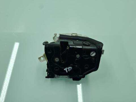 Cerradura Puerta Trasera Derecha Audi A4 BASICO AVANT 150CV 110KW