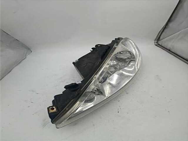 Foto 3ª: Faro Izquierdo Peugeot 206 1.4 X-LINE [1.4 LTR. - 50 KW HDI] [8HZ / DV4]