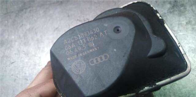 Foto 1ª: Caja Mariposa Seat Leon 1.6 ERENCE [1.6 LTR. - 75 KW] [BSE]