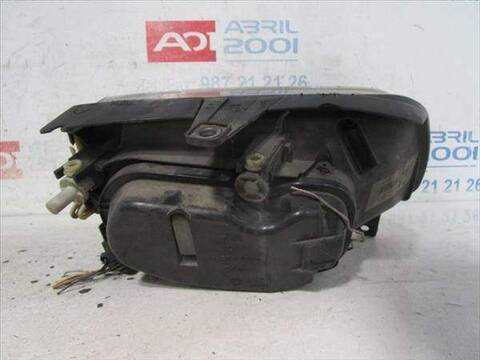 Foto 2ª: Faro Izquierdo Volkswagen Polo 1.4 TRENDLINE BERLINA 75CV 55KW [AMF] (2001)