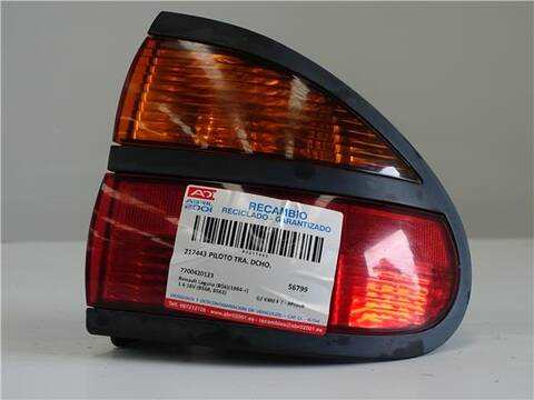 Piloto Trasero Derecho Renault Laguna 1.6 16V B568 B561) 107CV 79KW