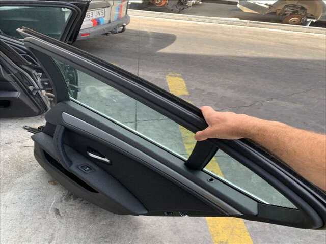Foto 2ª: Puerta Trasera Derecha Bmw Serie 5 518 2.0 DI 177CV BERLINA 0CV [N47D20A] (2009)