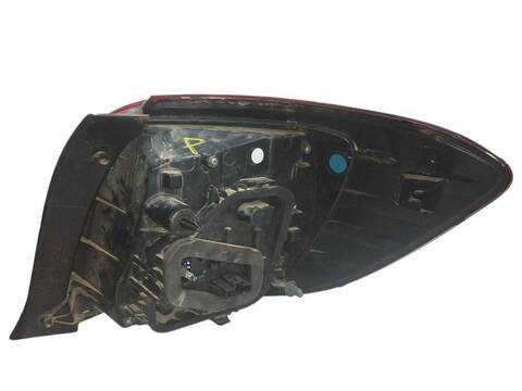 Foto 2ª: Piloto Trasero Izquierdo Dacia Sandero TCE 90 LPG B8M1) (2012)