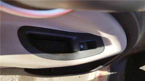 Botonera Elevalunas Fiat 500 1.4 334AXC1B 334AXC11) 140CV 103KW