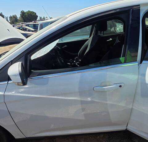 Puerta Delantera Izquierda Ford Focus T1DA BERLINA