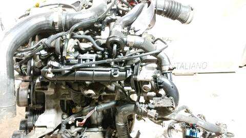 Foto 4ª: Motor Completo Renault Clio EXPRESSION 90CV 66KW [H4B400] (2013)