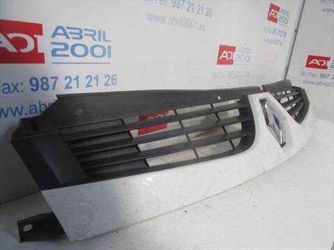 Foto 2ª: Rejilla Delantera Renault Master 2.5 DCI 146CV 107KW FURGON [D/ G9UB6] (2007)