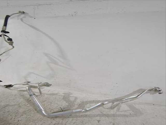 Foto 3ª: Tubos Aire Acondicionado Mercedes Clase B 150 B 180 CDI - D 246.212) 109CV [OM 607.951 (K9K)] (2011)