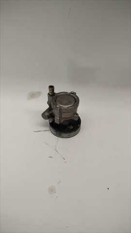 Bomba de Direccion Renault Master 2.5 D
