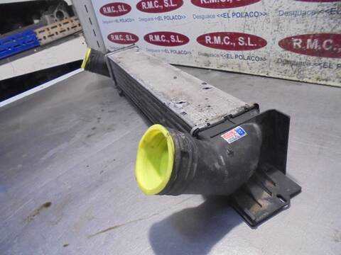 Foto 2ª: Intercooler Bmw Serie 1 114 118D BERLINA 122CV 90KW [204D4] (2005)
