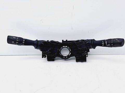 Mando Luces Toyota Auris 1.8 16V HIBRIDO) 99CV 73KW