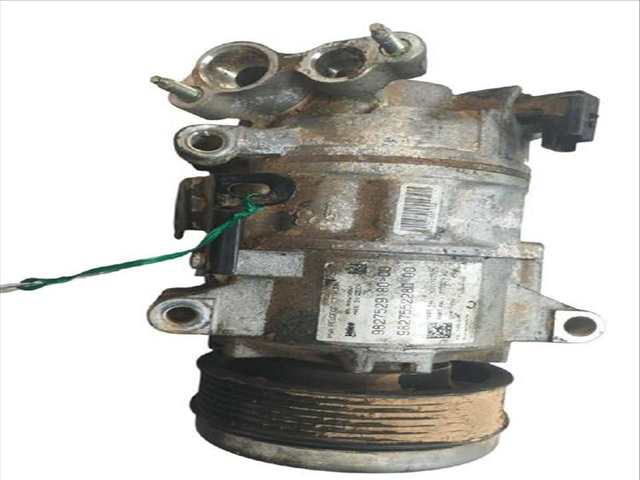 Foto 2ª: Compresor Aire Acondicionado Dacia Sandero TCE 90 B8M1 B8MA B8AC) (2012)