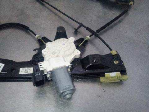 Foto 2ª: Elevalunas Eléctrico Delantero Izquierdo Ford Focus TITANIUM 125CV 92KW [M1DD] (2015)