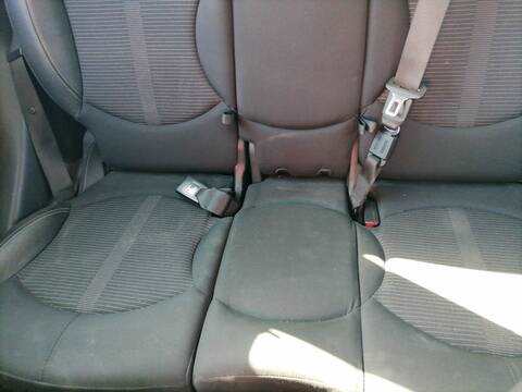 Foto 4ª: Asientos Traseros Mini Countryman COOPER SD ALL4 143CV 105KW [N47C20A] (2013)