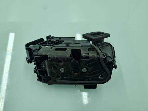 Foto 1ª: Cerradura Puerta Delantera Derecha Volkswagen Touran ADVANCE BMT 150CV 110KW [DTSB] (2021)