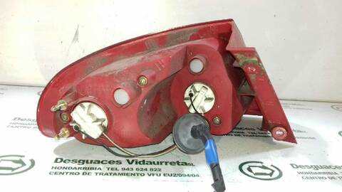 Foto 3ª: Piloto Trasero Derecho Chevrolet Lacetti 1.6 CAT 109CV 80KW [F16D3] (2005)