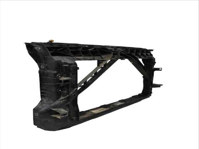 Foto 3ª: Paragolpes Delantero Skoda Fabia 1.4 TDI (2014)