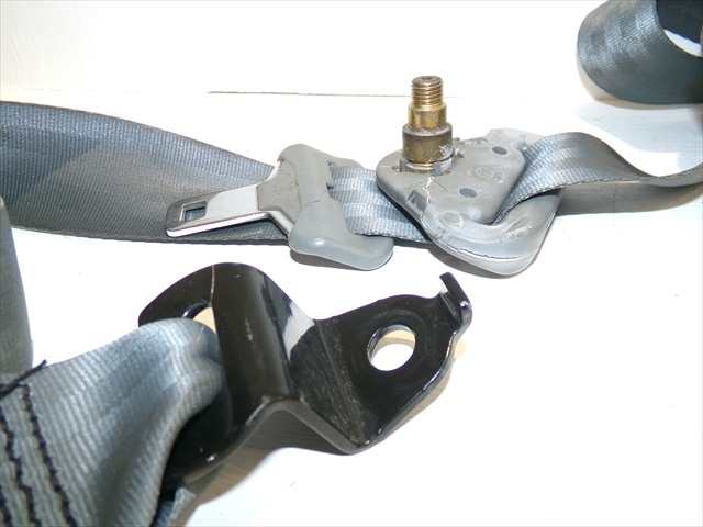 Foto 3ª: Cinturón Delantero Derecho Renault Laguna 1.9 DTI 1998-2001 [F9QF7] (1999)