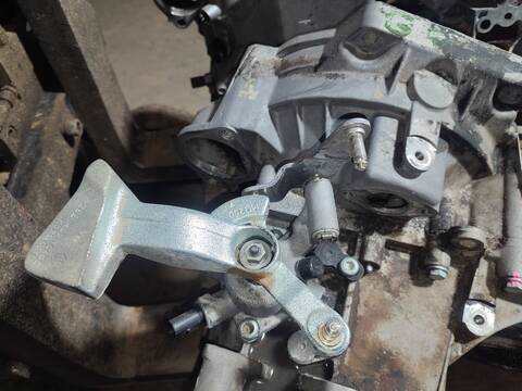 Foto 2ª: Caja Cambios Volkswagen Caddy VERSION INDEFINIDA