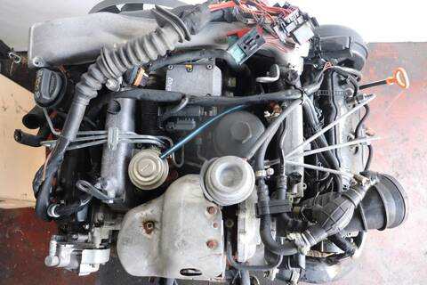 Foto 3ª: Motor Completo Audi A4 2.5 TDI AVANT 150CV 110KW [AKN] (2000)