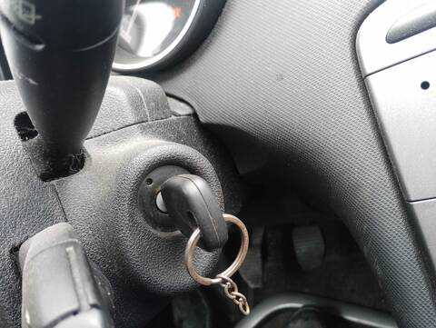 Foto 3ª: Motor de Arranque Peugeot 308 ACCESS 92CV 68KW [9H06] (2011)