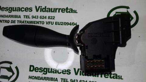 Foto 2ª: Mando Multifuncion Ford Transit FT 350 2.4 LARGO 120CV 88KW CAJA ABIERTA [D4FA] (2001)