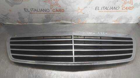 Foto 1ª: Rejilla Delantera Mercedes Clase S 220 430 220.070) BERLINA 279CV 205KW [M113941] (1999)